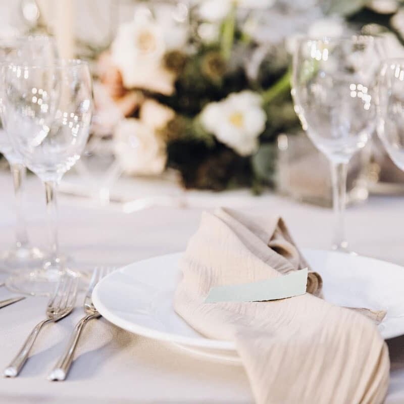 AH Wedding Table Setting